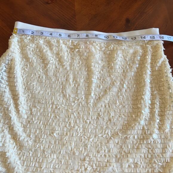 Joe Fresh Size L Cream Spangle Embellished Mini Skirt Some Missing Spangles - Picture 7 of 8